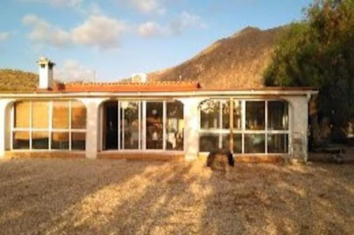Recovery Mountain 2 Separate Beds In Room B&B Alicante Bagian luar foto